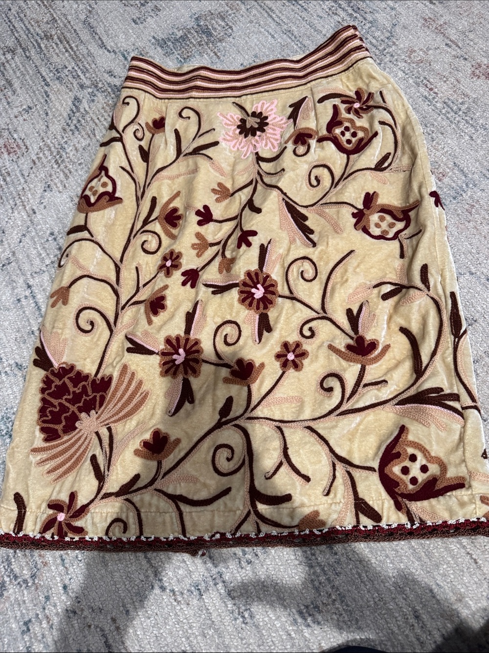 Mariella Rosati Embroidered Floral Beige Velvet Skirt